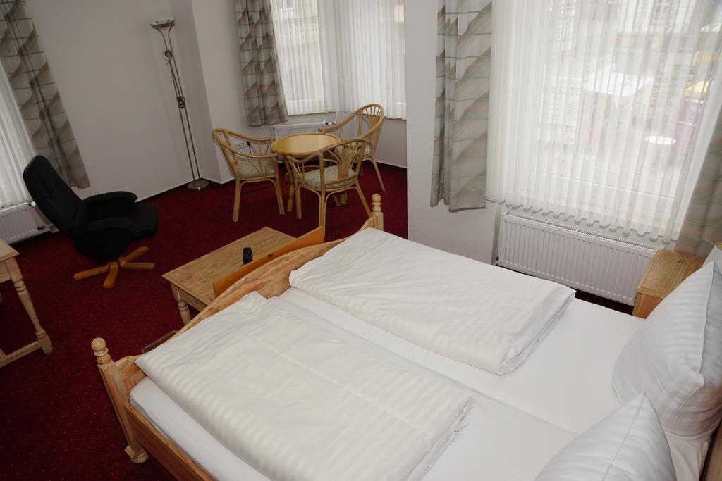 Hotel Deutsches Haus บลอมแบร์ก ภายนอก รูปภาพ